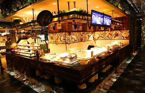 特色自助火鍋店裝修設(shè)計，好的味道需要品